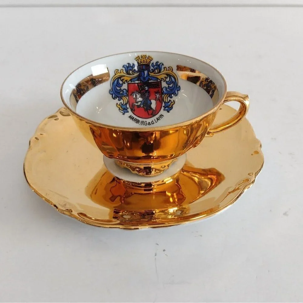 Arzberg Bavaria Porcelain Morburg a.d. Lahn Germany Demitasse Teacup Saucer Gold